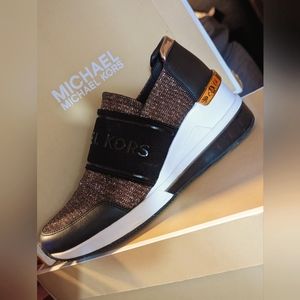 Michael kors fashion tennis shoes